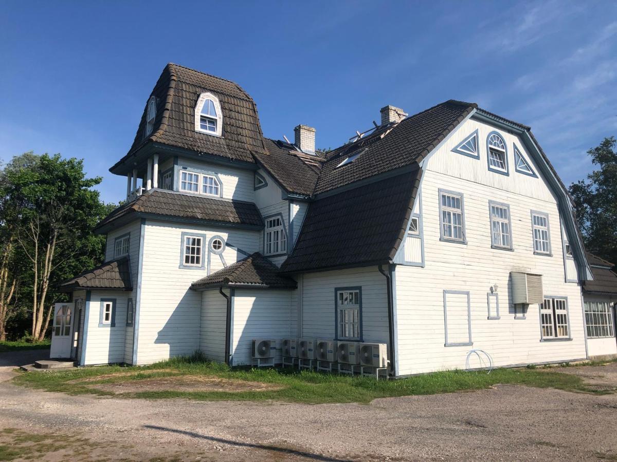Captain'S House - Kaptenimaja - Apartments Kärdla Kültér fotó